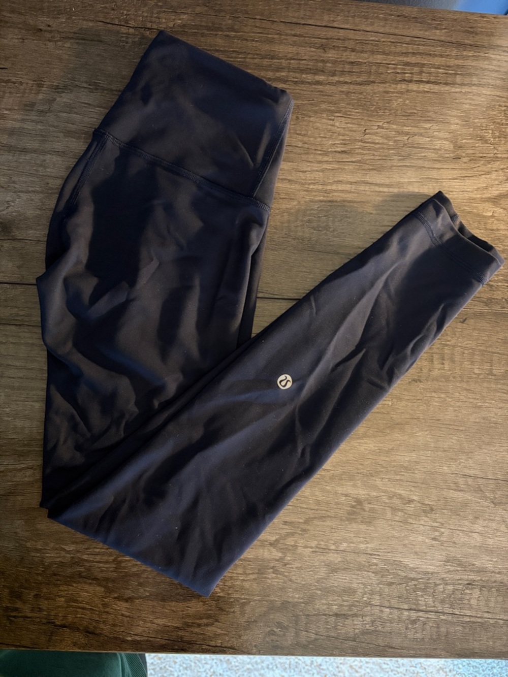 lululemon athletica Navy Wunder Train HR Tight 25” Leggings - Size 2